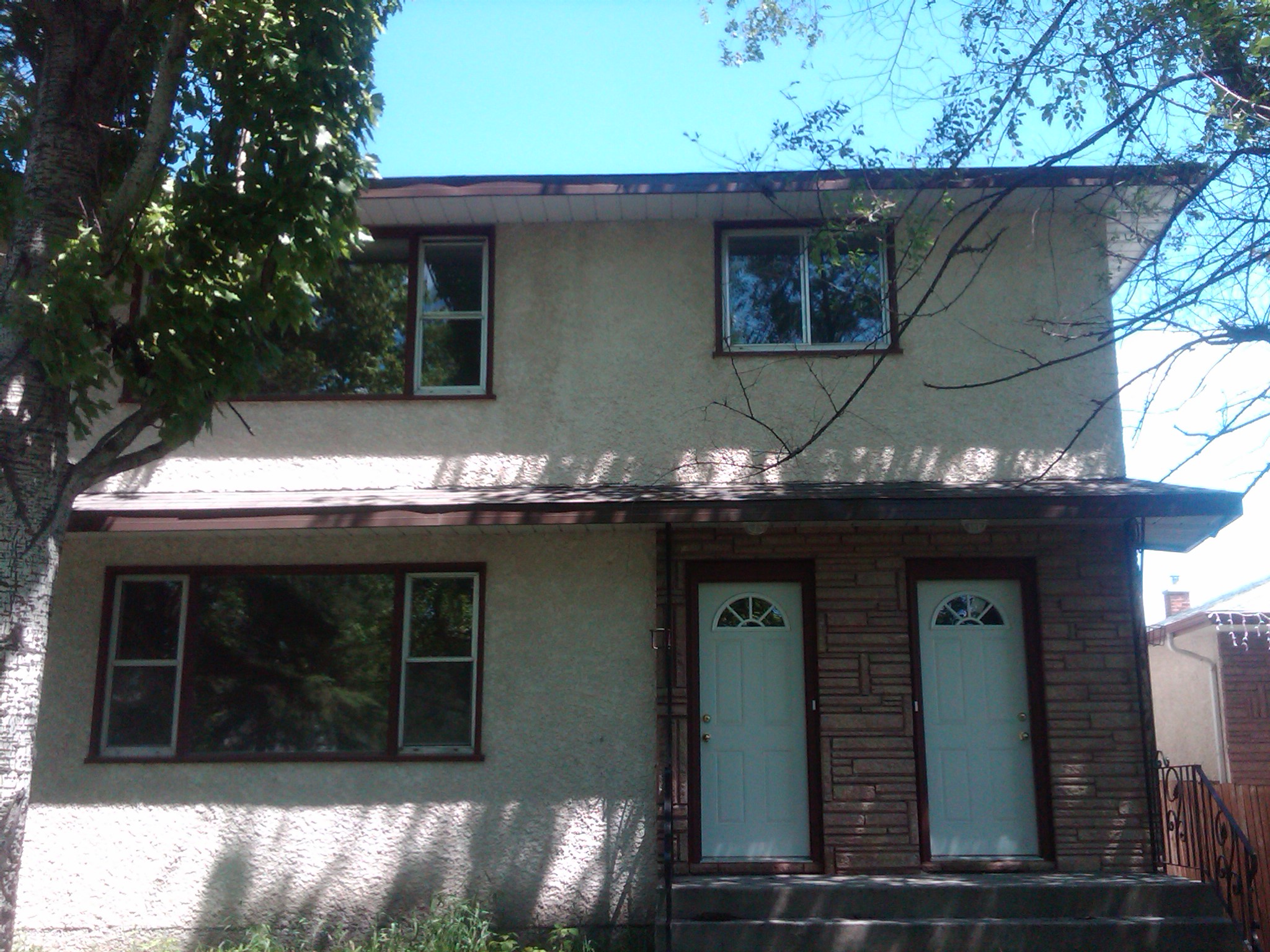 Residential Building For Lease